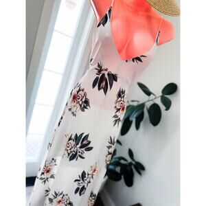 Heaven on Earth cottagecore floral flowy crisscrossing back maxi dress sm